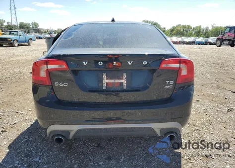 2017 Volvo S60 Dynamic z USA, uszkodzony, nr VIN YV140MTL5H2427070